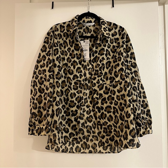 NWT Zara leopard print button down top - Picture 2 of 9